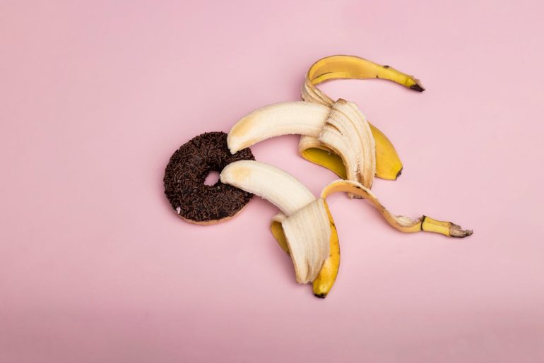 La double pénétration est une pratique sexuelle qui intrigue et fascine